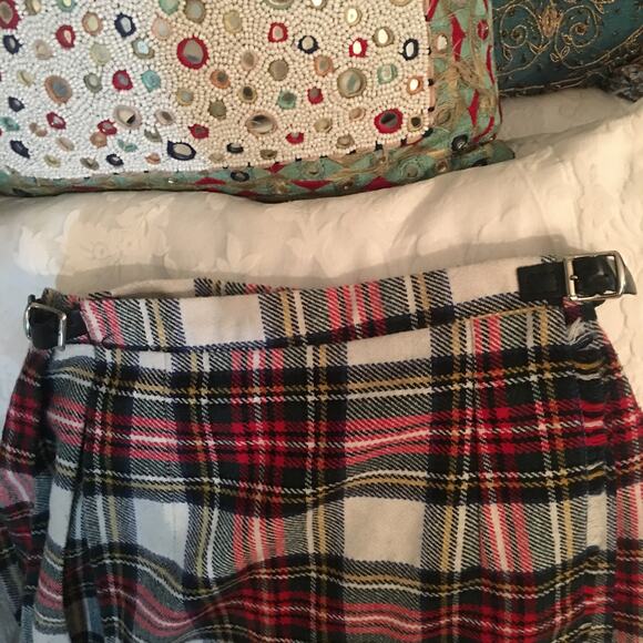 VINTAGE PLAID KILT SKIRT FROM IRELAND - Picture 8 of 10